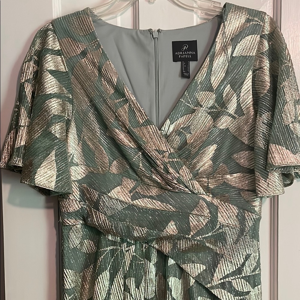 Adrianna Papell Mint Green and Gold Floral Metallic Maxi Dress - Picture 4 of 9